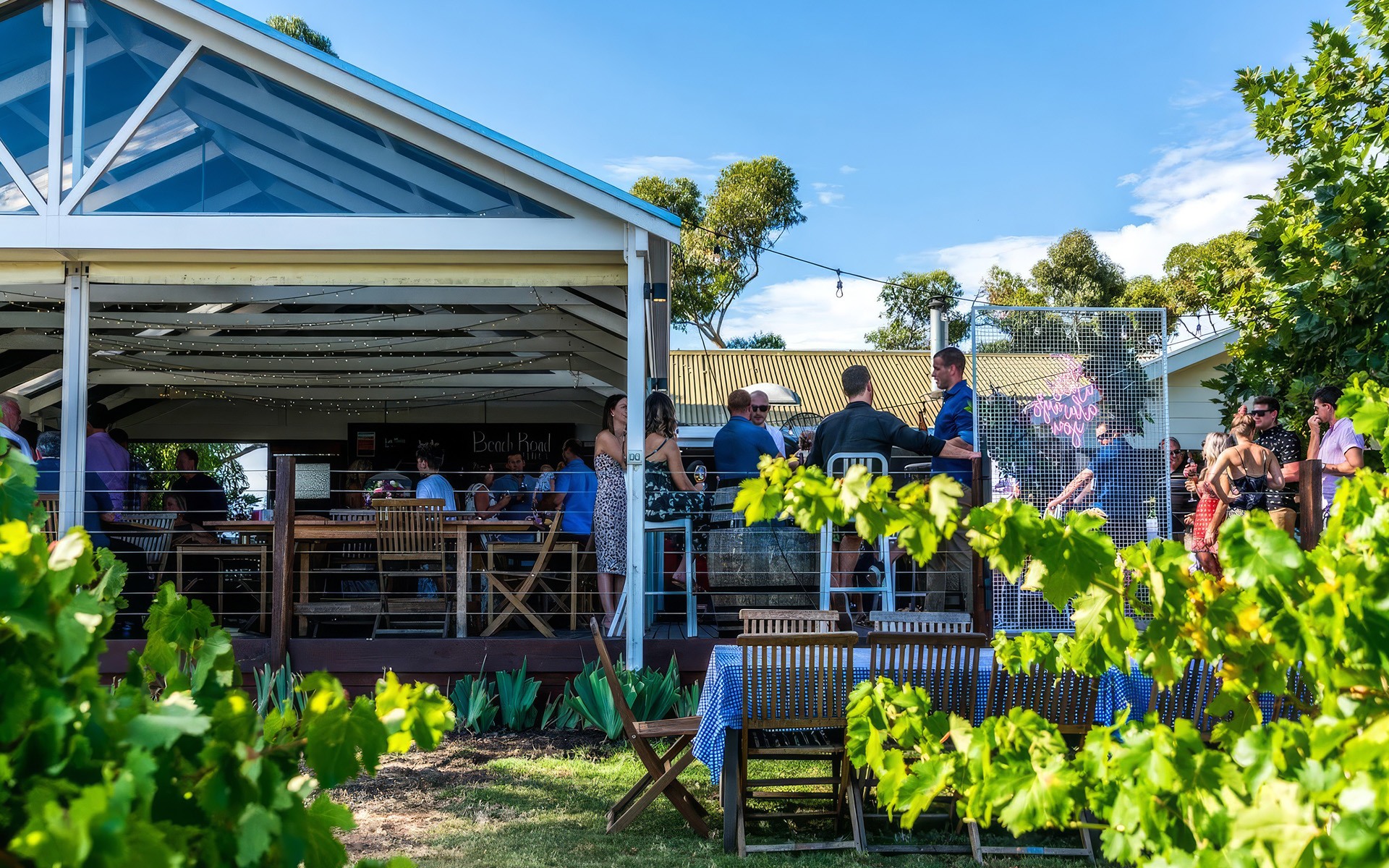 Beach Road Winery & Restaurant